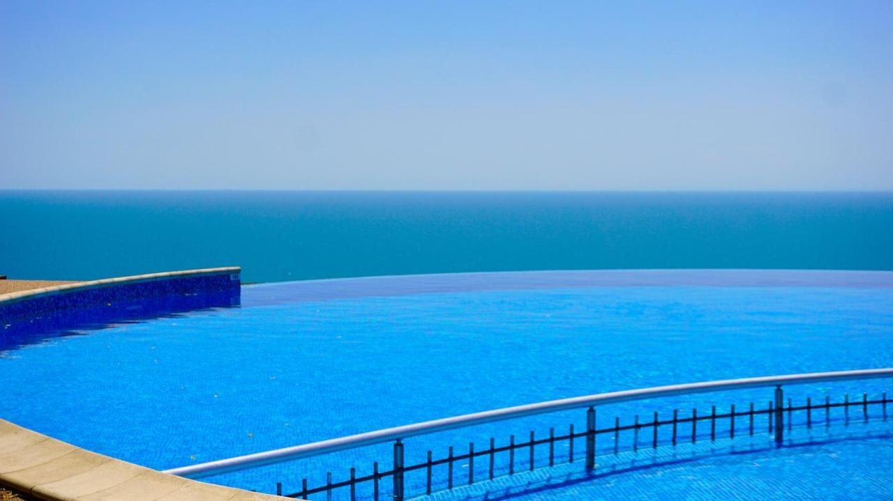 Морски Апартаменти Джулай Морнинг - July Morning Sea View Apartments Kavarna Buitenkant foto