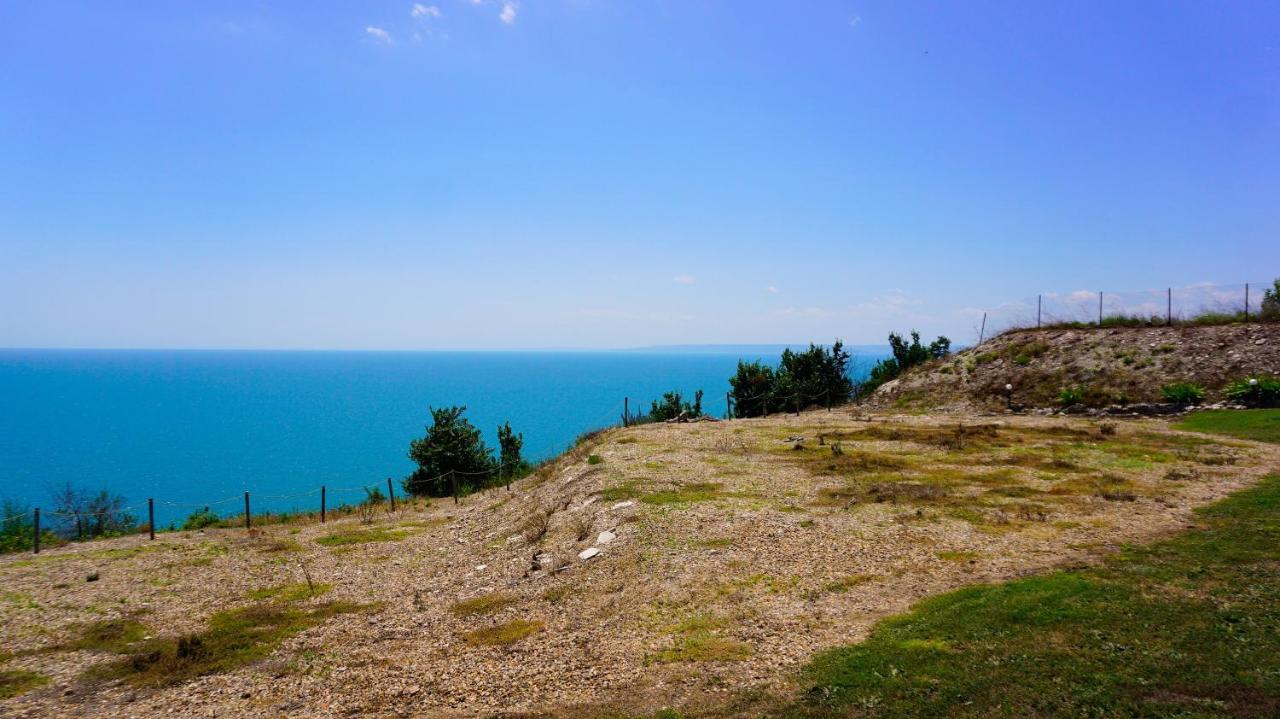 Морски Апартаменти Джулай Морнинг - July Morning Sea View Apartments Kavarna Buitenkant foto