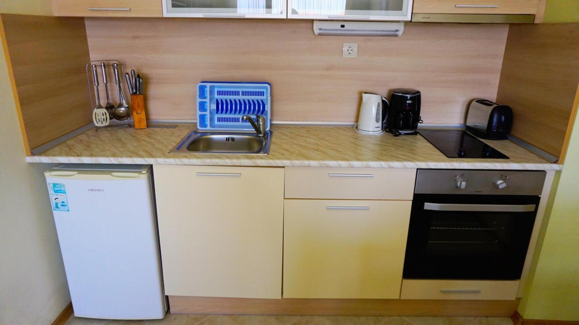 Морски Апартаменти Джулай Морнинг - July Morning Sea View Apartments Kavarna Kamer foto